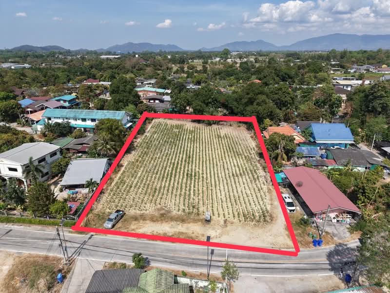 ขายที่ดินแปลงสวย ทำเลดี ติดถนน ไร่กล้วย ศรีราชา, Chon Buri (Pattaya), Surasak, Si Racha, Chon Buri (Pattaya), , 6,140 sqm, Land For Sale, by Dusit Saengfa, 500164693 - DDproperty.com