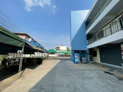 ขาย - ที่ดิน + ห้องเช่า 3 ชั้น 370 ตร.ว. ซอยนวมินทร์74 แยก1 ใกล้แม็กแวลู่ ถนนนวมินทร์, กรุงเทพ