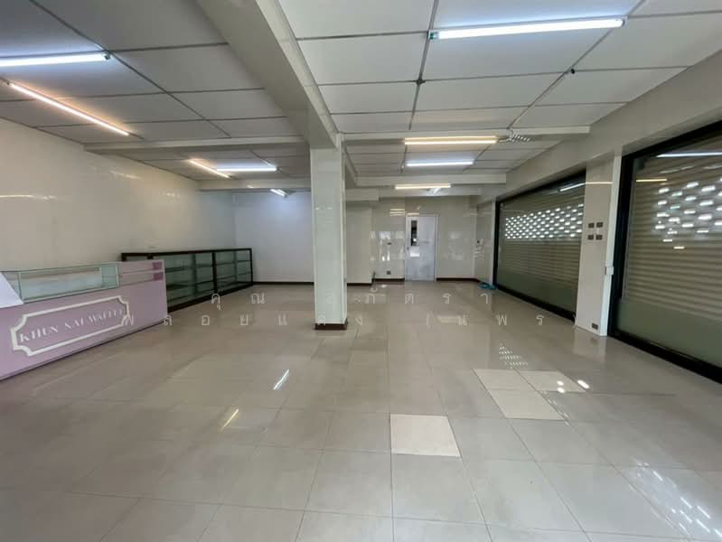 ที่ดิน + ห้องเช่า 3 ชั้น 370 ตร.ว. ซอยนวมินทร์74 แยก1 ใกล้แม็กแวลู่ ถนนนวมินทร์, กรุงเทพ, คลองกุ่ม, บึงกุ่ม, กรุงเทพ, 1,480 ตร.ม., ที่ดิน ขาย, โดย คุณ สุภัตรา พลอยแดง (แพร), 500164698 - DDproperty.com