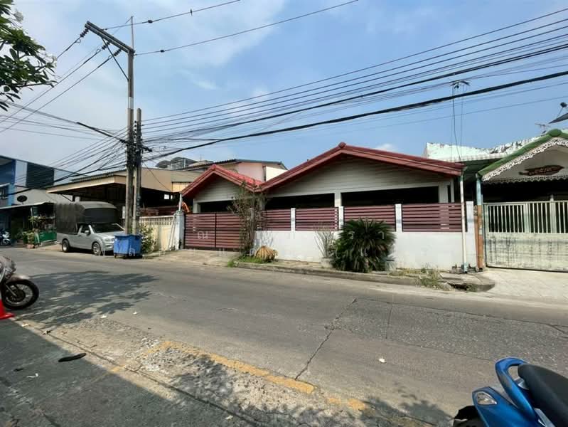 บ้านเดี่ยว 2 ชั้น 60 ตร.ว. หมู่บ้านพัฒนา ซอย7 ใกล้ตลาดสี่มุมเมือง ซอยพหลโยธิน77, ปทุมธานี, คูคต, ลำลูกกา, ปทุมธานี, 250 ตร.ม., บ้านเดี่ยว ขาย, โดย คุณ สุภัตรา พลอยแดง (แพร), 500164720 - DDproperty.com