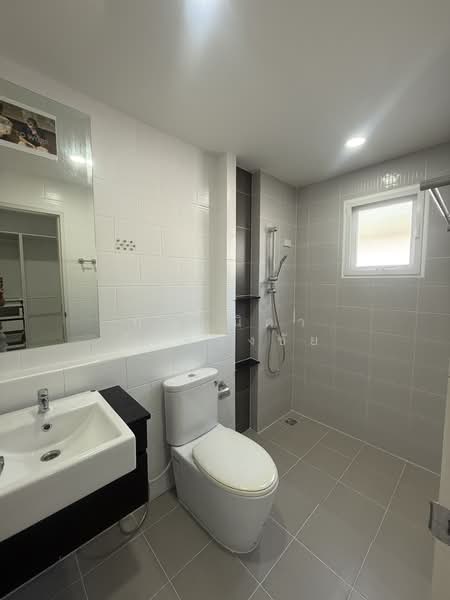 Centro Bangna-Wongwean : เซ็นโทร บางนา-วงแหวน, กรุงเทพ, ถนนกาญจนาภิเษก, ดอกไม้, ประเวศ, กรุงเทพ, 190 ตร.ม., บ้านเดี่ยว ให้เช่า, โดย ปัญชนิดา จันทรงชัย, 500164721 - DDproperty.com