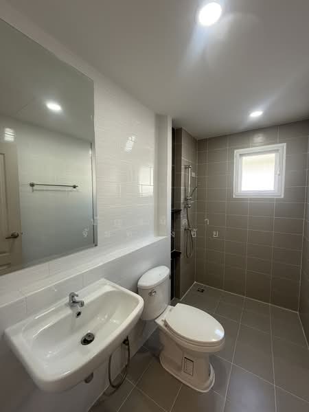 Centro Bangna-Wongwean : เซ็นโทร บางนา-วงแหวน, กรุงเทพ, ถนนกาญจนาภิเษก, ดอกไม้, ประเวศ, กรุงเทพ, 190 ตร.ม., บ้านเดี่ยว ให้เช่า, โดย ปัญชนิดา จันทรงชัย, 500164721 - DDproperty.com