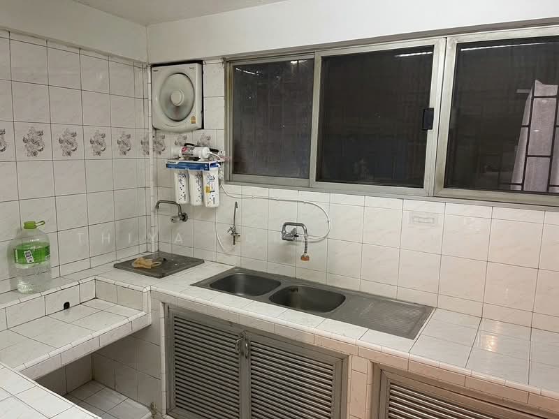 ตึกริมถนนสาธุประดิษฐ์, Bangkok, Bang Pong Pang, Yan Nawa, Bangkok, 3 Bedrooms, 200 sqm, Townhouse For Rent, by Thiya​ Chaysabut, 500164731 - DDproperty.com