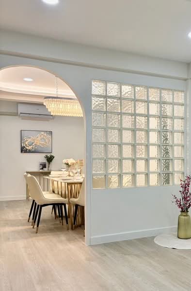 เช่าบ้านห้วยขวาง 5 นอน เลี้ยงสัตว์ได้ ทำเลซ.มิถุนา 20 MRT สุทธิสาร บ้านสวย ตกแต่งครบครัน พร้อมอยู่, Bangkok, สุทธิสารวินิจฉัย, Huai Khwang, Huai Khwang, Bangkok, 5 Bedrooms, 200 sqm, Single Detached House For Rent, by บุษบา รัตนวงษ์ชัย, 500164740 - DDproperty.com