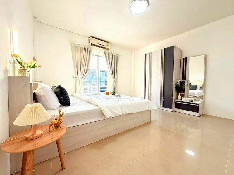 หมู่บ้านโกลเด้นเพลส เครือสหพัฒน์, Chon Buri (Pattaya), Thung Suk La, Si Racha, Chon Buri (Pattaya), 2 Bedrooms, 60 sqm, Townhouse For Sale, by A.T.A. Property, 500164741 - DDproperty.com