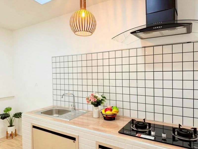 หมู่บ้านโกลเด้นเพลส เครือสหพัฒน์, Chon Buri (Pattaya), Thung Suk La, Si Racha, Chon Buri (Pattaya), 2 Bedrooms, 60 sqm, Townhouse For Sale, by A.T.A. Property, 500164741 - DDproperty.com