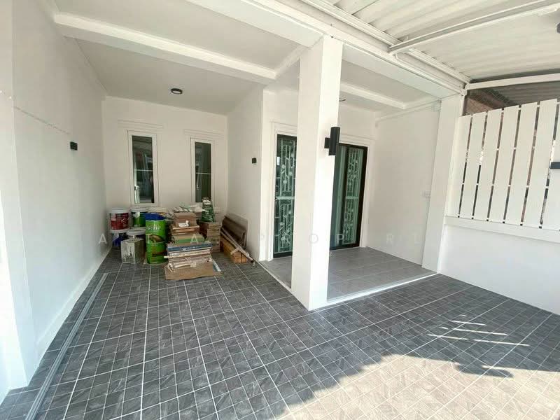 หมู่บ้านเพิ่มทรัพย์ - บึงวรกิจ, ชลบุรี, ทุ่งสุขลา, ศรีราชา, ชลบุรี, 80 ตร.ม., ทาวน์เฮ้าส์ ขาย, โดย A.T.A. Property, 500164756 - DDproperty.com