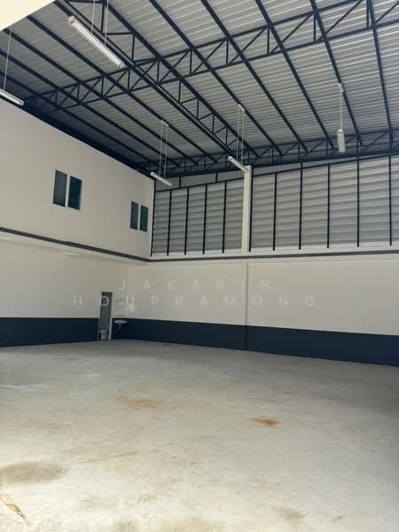 ขายโกดัง ลาดหลุมแก้ว ปทุมธานี โรงงานฟังก์ชัน 2IN1 อยู่อาศัย + ทำงานในที่เดียว, ปทุมธานี, ลาดหลุมแก้ว, ลาดหลุมแก้ว, ปทุมธานี, 330 ตร.ม., โกดัง-โรงงาน ขาย, โดย Jakarin Houpramong, 500164762 - DDproperty.com