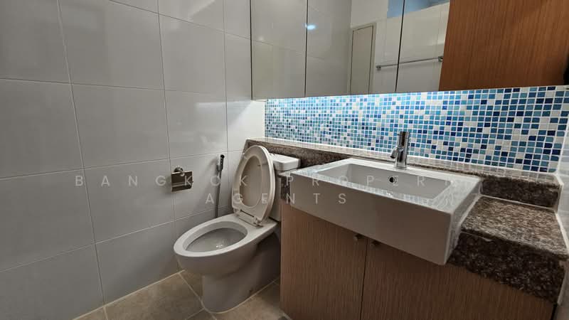 Residence Sukhumvit 52, Bangkok, Soi SuKhumvit 52, Bang Chak, Phra Khanong, Bangkok, 2 Bedrooms, 60 sqm, Condo For Rent, by BANGKOK PROPERTY AGENTS, 500164764 - DDproperty.com