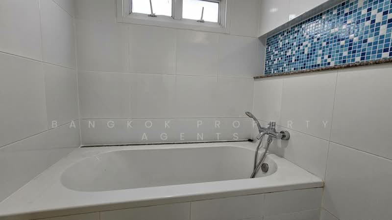 Residence Sukhumvit 52, Bangkok, Soi SuKhumvit 52, Bang Chak, Phra Khanong, Bangkok, 2 Bedrooms, 67 sqm, Condo For Rent, by BANGKOK PROPERTY AGENTS, 500164768 - DDproperty.com