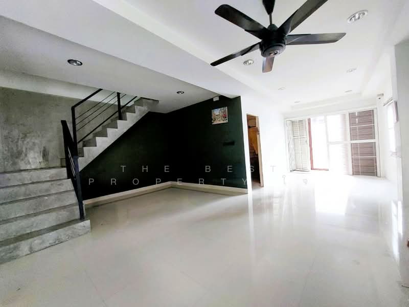 เฟื่องฟ้าวิลล่า 15 เฟส 3 แพรกษา, Samut Prakan, Phreak Sa Mai, Muang Samut Prakarn, Samut Prakan, 4 Bedrooms, 100 sqm, Townhouse For Sale, by The Best Property โจ, 500164800 - DDproperty.com