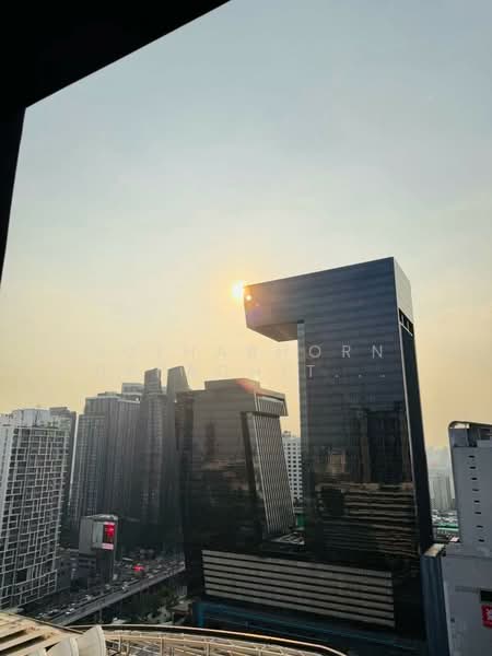 Nue District R9, Bangkok, 59 Rama 9 Road, Huai Khwang, Huai Khwang, Bangkok, 1 Bedroom, 30 sqm, Condo For Rent, by Juthabhorn Uppachit (Amy), 500164810 - DDproperty.com