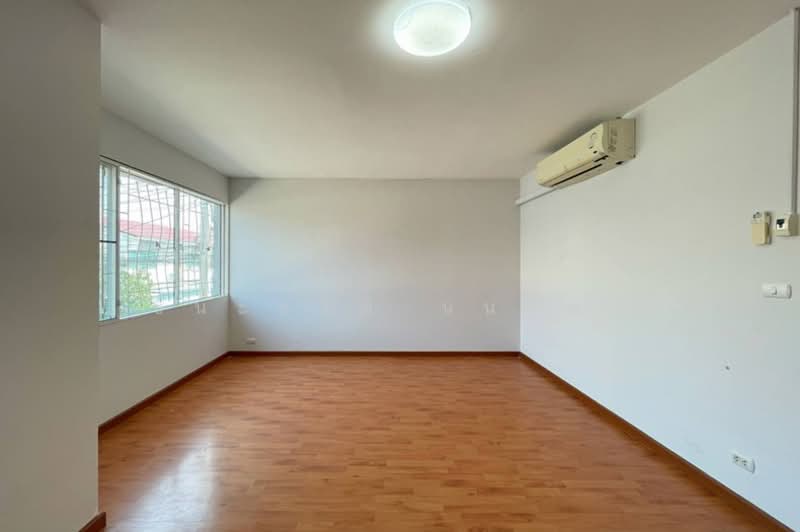 The Trust Town Wongwaen – Lam Luk Ka, Pathum Thani, Soi Bueng Kham Proi, Bung Kham Proi, Lam Luk Ka, Pathum Thani, 3 Bedrooms, 120 sqm, Townhouse For Sale, by ชนะชาติ นนท์ตา, 500164812 - DDproperty.com