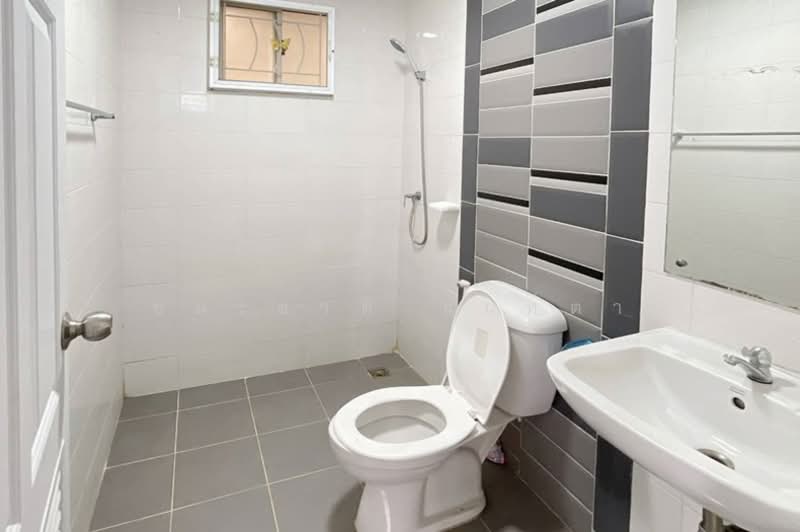 The Trust Town Wongwaen – Lam Luk Ka : เดอะทรัสต์ ทาวน์ วงแหวน – ลําลูกกา, ปทุมธานี, ซอย บึงคําพร้อย, บึงคำพร้อย, ลำลูกกา, ปทุมธานี, 120 ตร.ม., ทาวน์เฮ้าส์ ขาย, โดย ชนะชาติ นนท์ตา, 500164812 - DDproperty.com