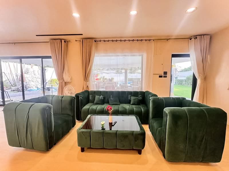 Newly Pool Villa for Rent Siam Country Club East Pattaya, Chon Buri (Pattaya), Bang Lamung, Bang Lamung (Pattaya), Chon Buri (Pattaya), 5 Bedrooms, 400 sqm, Villa For Rent, by PLC Real Estate, 500164823 - DDproperty.com