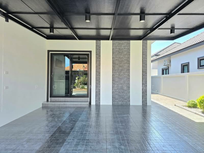 ขายบ้าน 3 ห้องนอน ในพัทยาตะวันออก, ชลบุรี, บางละมุง, บางละมุง, ชลบุรี, 208 ตร.ม., บ้านเดี่ยว ขาย, โดย PLC Real Estate, 500164832 - DDproperty.com