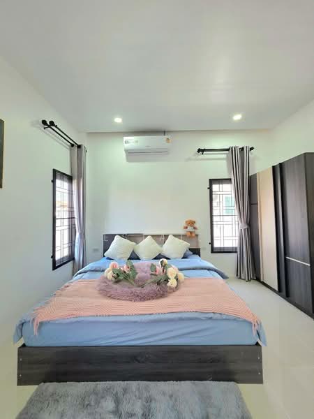 ขายบ้าน 3 ห้องนอน ในพัทยาตะวันออก, ชลบุรี, บางละมุง, บางละมุง, ชลบุรี, 208 ตร.ม., บ้านเดี่ยว ขาย, โดย PLC Real Estate, 500164832 - DDproperty.com