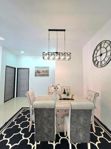 3 Bedroom House for Sale in East Pattaya, Chon Buri (Pattaya), Bang Lamung, Bang Lamung (Pattaya), Chon Buri (Pattaya), 3 Bedrooms, 208 sqm, Single Detached House For Sale, by PLC Real Estate, 500164832 - DDproperty.com