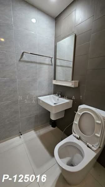 The Key Wutthakat, Bangkok, Ratchaphruek Road, Pak Khlong Phasi Charoen, Phasi Charoen, Bangkok, 1 Bedroom, 32 sqm, Condo For Rent, by Nichaphat Sakunchayapha, 500164835 - DDproperty.com