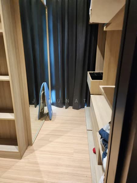 Sky Walk Residences, Bangkok, 1599 Sukhumvit Road, Phra Kanong Nua, Watthana, Bangkok, 1 Bedroom, 52 sqm, Condo For Rent, by Jarunat K, 500164840 - DDproperty.com