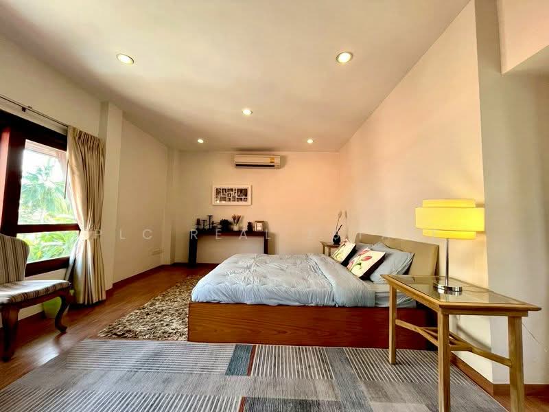 Thabali Pool View Villa 4 Bedroom for Sale Thappraya Pattaya, Chon Buri (Pattaya), Bang Lamung, Bang Lamung (Pattaya), Chon Buri (Pattaya), 4 Bedrooms, 360 sqm, Villa For Rent, by PLC Real Estate, 500164855 - DDproperty.com