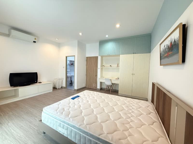 Tanapirom Srinakarin - Wongwaen, Bangkok, Srinakarin Road, Bang Chak, Phra Khanong, Bangkok, 4 Bedrooms, 90 sqm, Townhouse For Sale, by The Best Property ตุ๊ก, 500164866 - DDproperty.com