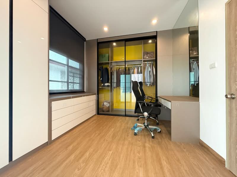 Tanapirom Srinakarin - Wongwaen, Bangkok, Srinakarin Road, Bang Chak, Phra Khanong, Bangkok, 4 Bedrooms, 90 sqm, Townhouse For Sale, by The Best Property ตุ๊ก, 500164866 - DDproperty.com