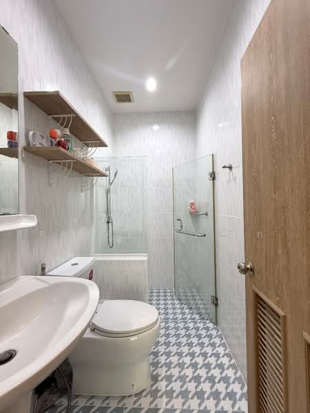 Tanapirom Srinakarin - Wongwaen, Bangkok, Srinakarin Road, Bang Chak, Phra Khanong, Bangkok, 4 Bedrooms, 90 sqm, Townhouse For Sale, by The Best Property ตุ๊ก, 500164866 - DDproperty.com