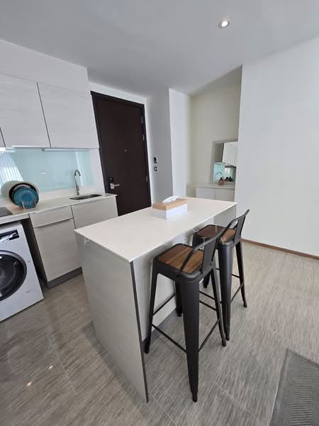 H Sukhumvit 43, Bangkok, 28 Sukhumvit 34 Road, Khlong Tan Nua, Watthana, Bangkok, 2 Bedrooms, 70 sqm, Condo For Rent, by Correct Property, 500164880 - DDproperty.com