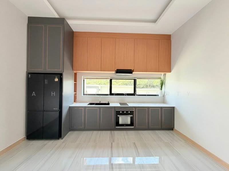 Private pool villa for rent in Sriracha, Bang Phra., Chon Buri (Pattaya), Bang Phra, Si Racha, Chon Buri (Pattaya), 3 Bedrooms, 400 sqm, Villa For Rent, by A House Property Co.,Ltd., 500164886 - DDproperty.com