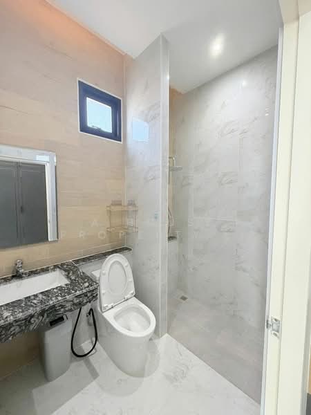 Private pool villa for rent in Sriracha, Bang Phra., Chon Buri (Pattaya), Bang Phra, Si Racha, Chon Buri (Pattaya), 3 Bedrooms, 400 sqm, Villa For Rent, by A House Property Co.,Ltd., 500164886 - DDproperty.com