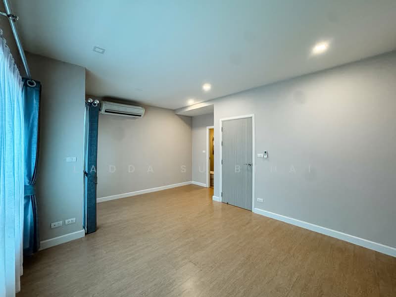 Patio Watcharapol-Ramindra, Bangkok, Watcharapol Road, Tha Rang, Bang Khen, Bangkok, 4 Bedrooms, 180 sqm, Townhouse For Sale, by Ladda Suebthai, 500164963 - DDproperty.com