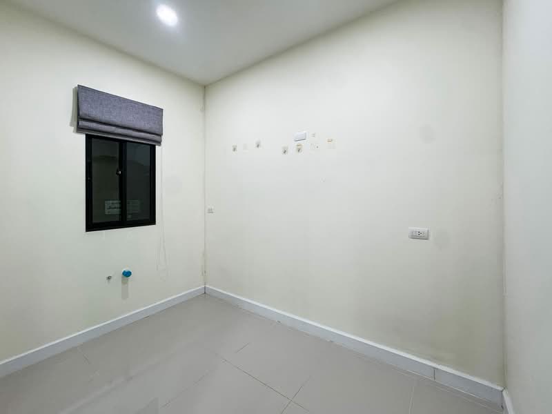 Patio Watcharapol-Ramindra, Bangkok, Watcharapol Road, Tha Rang, Bang Khen, Bangkok, 4 Bedrooms, 180 sqm, Townhouse For Sale, by Ladda Suebthai, 500164963 - DDproperty.com