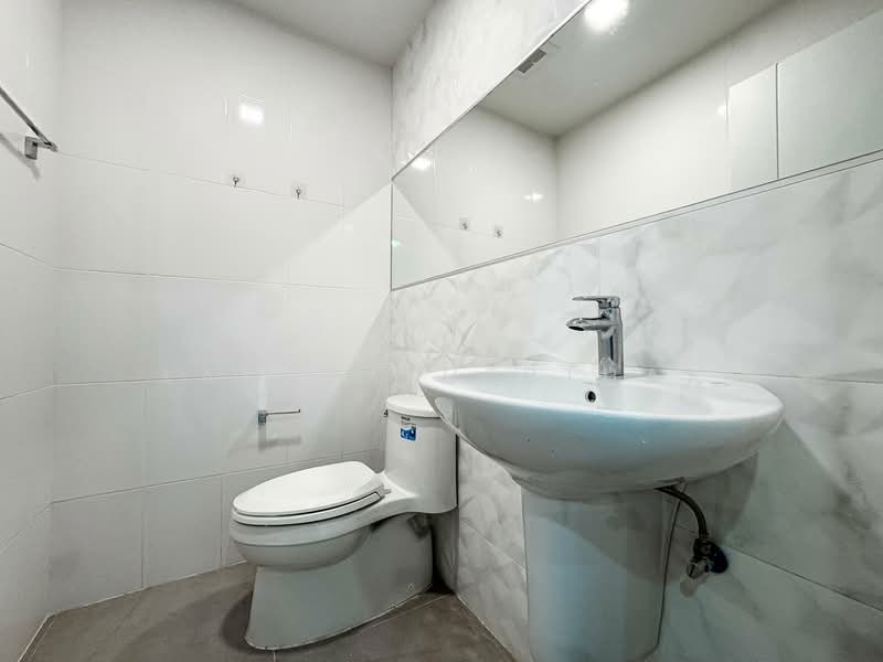 Patio Watcharapol-Ramindra, Bangkok, Watcharapol Road, Tha Rang, Bang Khen, Bangkok, 4 Bedrooms, 180 sqm, Townhouse For Sale, by Ladda Suebthai, 500164963 - DDproperty.com