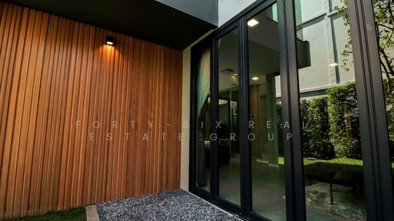 VIVE Krungthep Kreetha, Bangkok, Krungthep Kreetha Road, Saphan Sung, Saphan Sung, Bangkok, 5 Bedrooms, 550 sqm, Single Detached House For Sale, by Forty-Six Real Estate Group, 500164982 - DDproperty.com