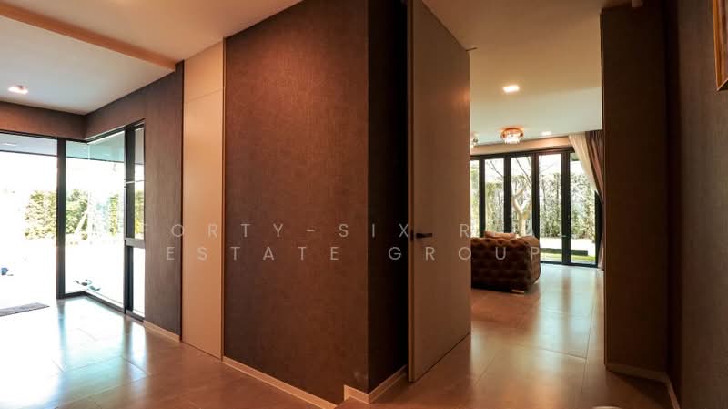 VIVE Krungthep Kreetha, Bangkok, Krungthep Kreetha Road, Saphan Sung, Saphan Sung, Bangkok, 5 Bedrooms, 550 sqm, Single Detached House For Sale, by Forty-Six Real Estate Group, 500164982 - DDproperty.com