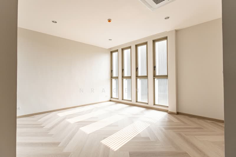 Symmetry Kaset-Nawamin, Bangkok, 789/1-3 Prasert-Manukitch Rd, Nawamin, Bueng Kum, Bangkok, 3 Bedrooms, 370 sqm, Single Detached House For Sale, by NRagent, 500164992 - DDproperty.com