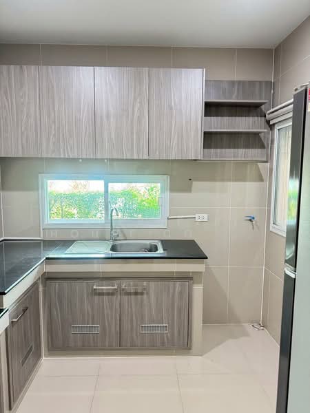 Burasiri Panyaintra, Bangkok, Khlong Song Road, Bang Chun, Khlong Sam Wa, Bangkok, 4 Bedrooms, 200 sqm, Single Detached House For Rent, by NTG Property House Co.,Ltd., 500165060 - DDproperty.com