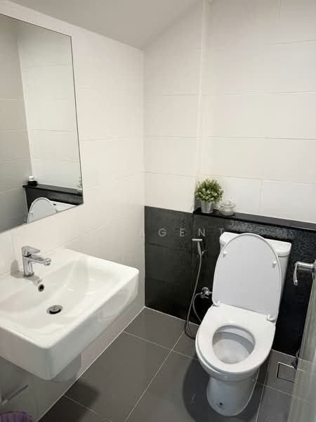 Baan Klang Muang Ladprao-Serithai, Bangkok, 8-2 Soi Serithai 52, Khan Na Yao, Khan Na Yao, Bangkok, 3 Bedrooms, 152 sqm, Townhouse For Sale, by NR AGENT, 500165081 - DDproperty.com