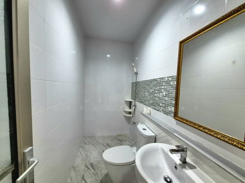 หมู่บ้านนิราวิลล์ ไอริช สมุทรสาคร, Samut Sakhon, Na Di, Muang Samut Sakhon, Samut Sakhon, 3 Bedrooms, 120 sqm, Townhouse For Sale, by The Best Property ปลา, 500165095 - DDproperty.com