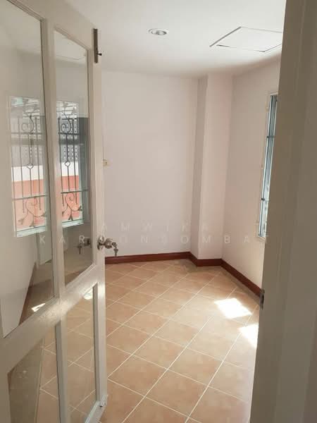 Passorn 2 Rangsit Klong 3, Pathum Thani, Yothathikan Khu Khot Road - Khlong Luang, Khlong Sam, Khlong Luang, Pathum Thani, 4 Bedrooms, 203 sqm, Single Detached House For Rent, by Amwika Karoonsombat, 500165102 - DDproperty.com