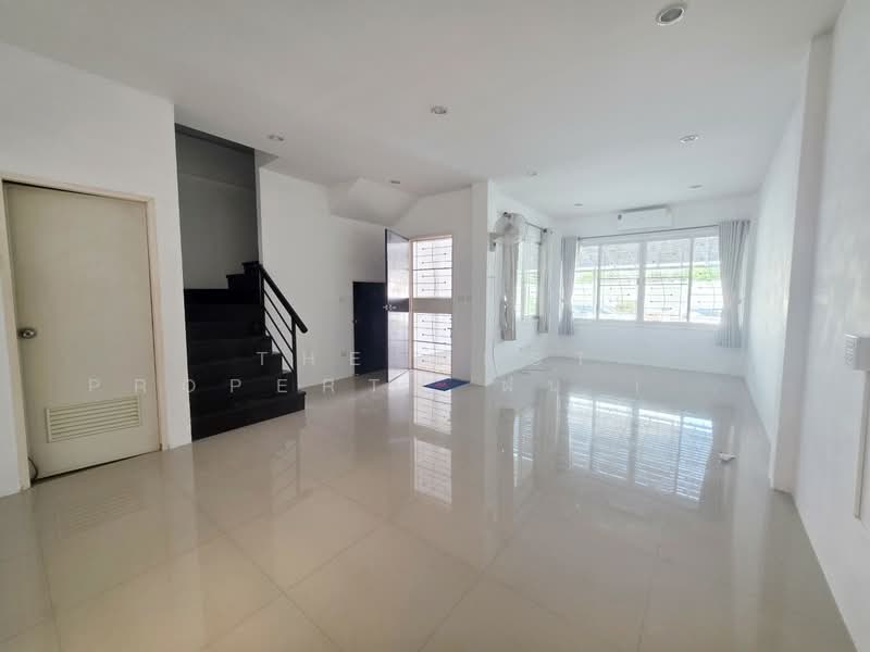 Saptawee Village Prachauthit 90, Samut Prakan, 888 Pracha Uthit Road, Na Klua, Phra Samut Jadee, Samut Prakan, 3 Bedrooms, 100 sqm, Townhouse For Sale, by The Best Property ฝน (รหัสตัวแทน 6987) Line ID :, 500165105 - DDproperty.com