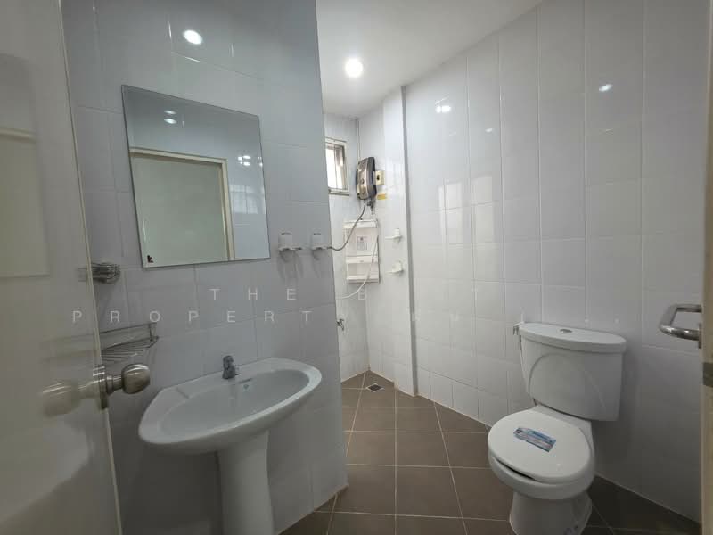 Saptawee Village Prachauthit 90, Samut Prakan, 888 Pracha Uthit Road, Na Klua, Phra Samut Jadee, Samut Prakan, 3 Bedrooms, 100 sqm, Townhouse For Sale, by The Best Property ฝน (รหัสตัวแทน 6987) Line ID :, 500165105 - DDproperty.com