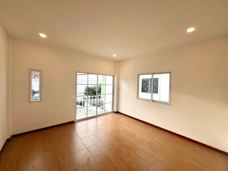 บ้านรินทิชา เทพารักษ์, Samut Prakan, Phraeksa, Muang Samut Prakarn, Samut Prakan, 2 Bedrooms, 95 sqm, Townhouse For Sale, by NR AGENT, 500165111 - DDproperty.com