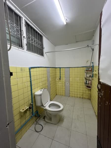 ให้เช่า บ้านเดี่ยว ชั้นเดียว ซอยสุคนธสวัสดิ์ ลาดพร้าว 71 บ้านเปล่าไม่มีเฟอร์พร้อมอยู่, Bangkok, สุคนธสวัสดิ์, Lat Phrao, Lat Phrao, Bangkok, 2 Bedrooms, 100 sqm, Single Detached House For Rent, by NTG Property House Co.,Ltd., 500165137 - DDproperty.com