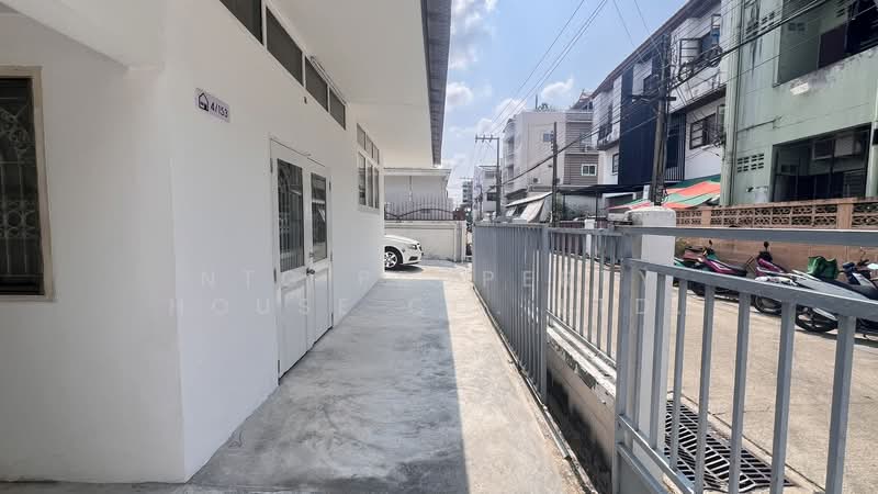 ให้เช่า บ้านเดี่ยว ชั้นเดียว ซอยสุคนธสวัสดิ์ ลาดพร้าว 71 บ้านเปล่าไม่มีเฟอร์พร้อมอยู่, กรุงเทพ, สุคนธสวัสดิ์, ลาดพร้าว, กรุงเทพ, 100 ตร.ม., บ้านเดี่ยว ให้เช่า, โดย NTG Property House Co.,Ltd., 500165137 - DDproperty.com