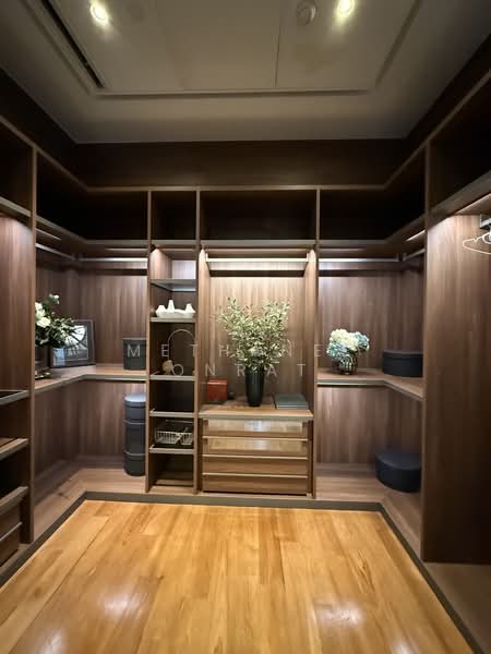 Sindhorn Lumpini, Bangkok, Sarasin Road, Lumphini, Pathum Wan, Bangkok, 3 Bedrooms, 238 sqm, Condo For Rent, by Methanee Onrat, 500165150 - DDproperty.com