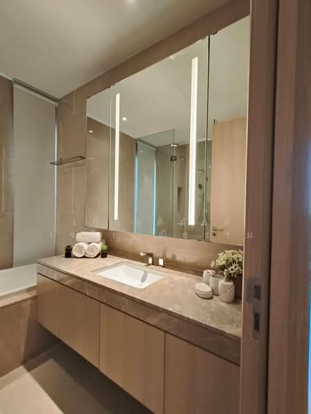 Magnolias Waterfront Residences, Bangkok, 259 Charoen Nakhon Road, Khlong Ton Sai, Khlong San, Bangkok, 2 Bedrooms, 102 sqm, Condo For Rent, by เกียรติศักดิ์ เจริญวุฒิธรรม, 500165164 - DDproperty.com