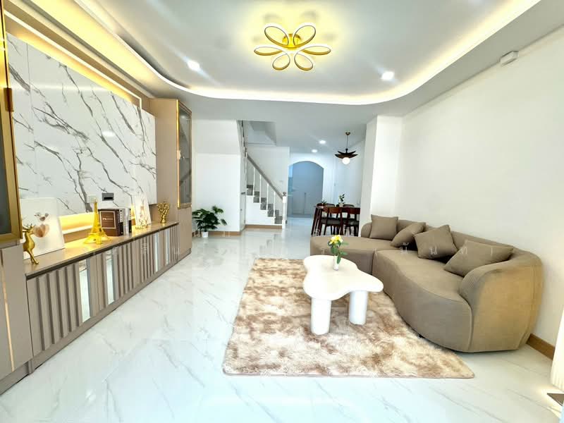 เค.ซี. รามอินทรา 8, กรุงเทพ, ถนนหทัยราษฎร์, สามวาตะวันตก, คลองสามวา, กรุงเทพ, 80 ตร.ม., ทาวน์เฮ้าส์ ขาย, โดย นภัสศรณ์ วงศ์สินไทยกร (นันท์), 500165166 - DDproperty.com