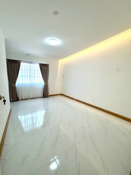 K.C. Ramintra 8, Bangkok, Hathairat Road, Sam Wa Tawan Tok, Khlong Sam Wa, Bangkok, 2 Bedrooms, 80 sqm, Townhouse For Sale, by นภัสศรณ์ วงศ์สินไทยกร (นันท์), 500165166 - DDproperty.com